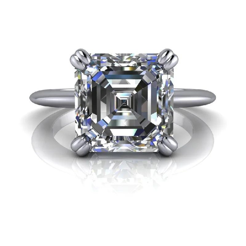 Avery No. 1 Moissanite Ring