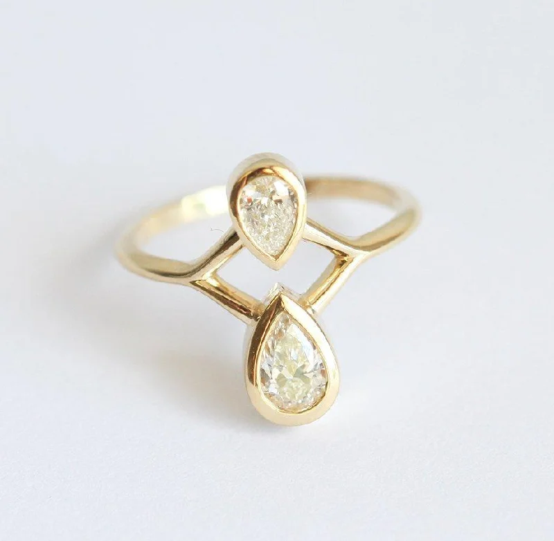 Pear Diamond Engagement Ring, Pear Cut Engagement Ring