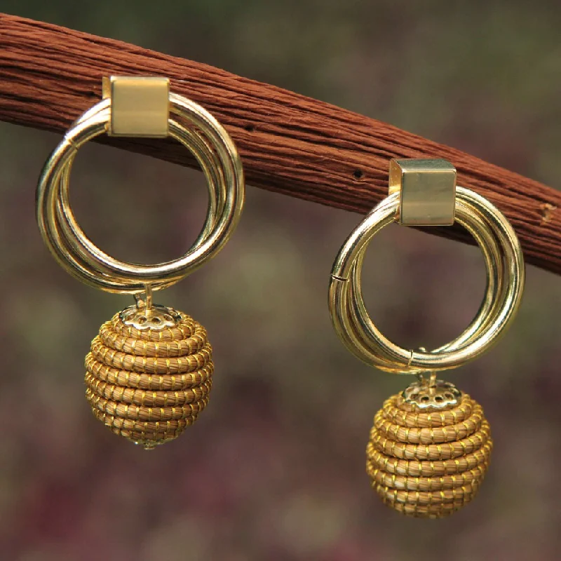 Handmade Golden Grass Gold Overlay 'Golden Balloons' Earrings (Brazil) - 1.4L*0.6W