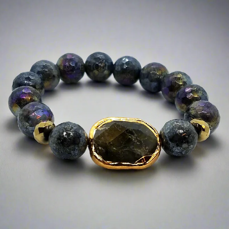 Natural Labradorite Briolette Stretch Bead Bracelet for Women with Gold Edging